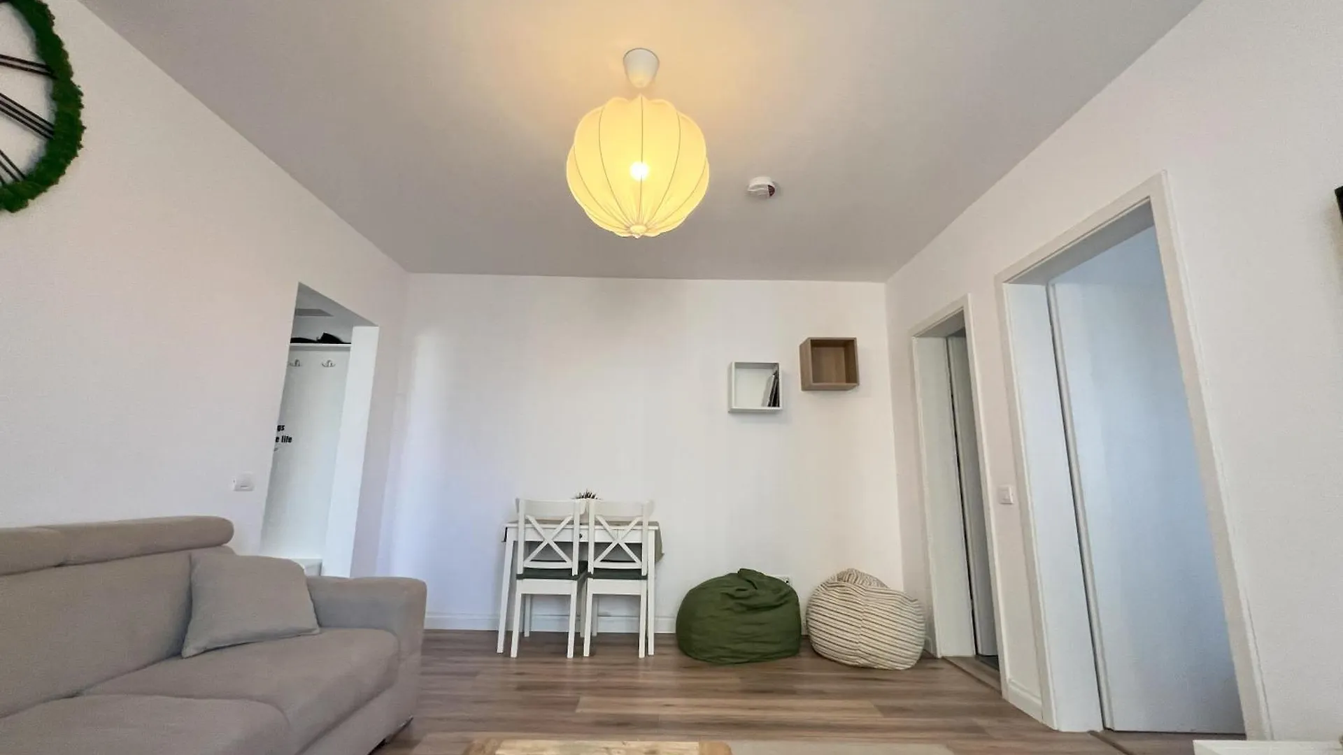 Apartment Lazy'S Haven - Chic Central Escape In Bucharest